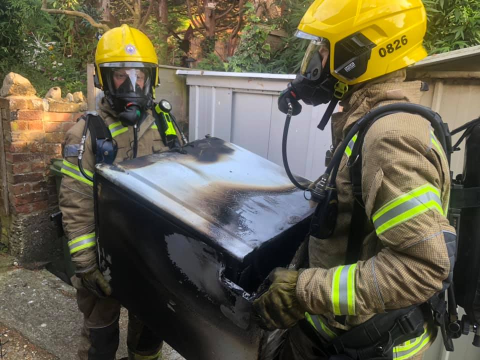 SMOKE ALARM ALERTS WEST WIGHT HOUSEHOLD TO DISHWASHER FIRE