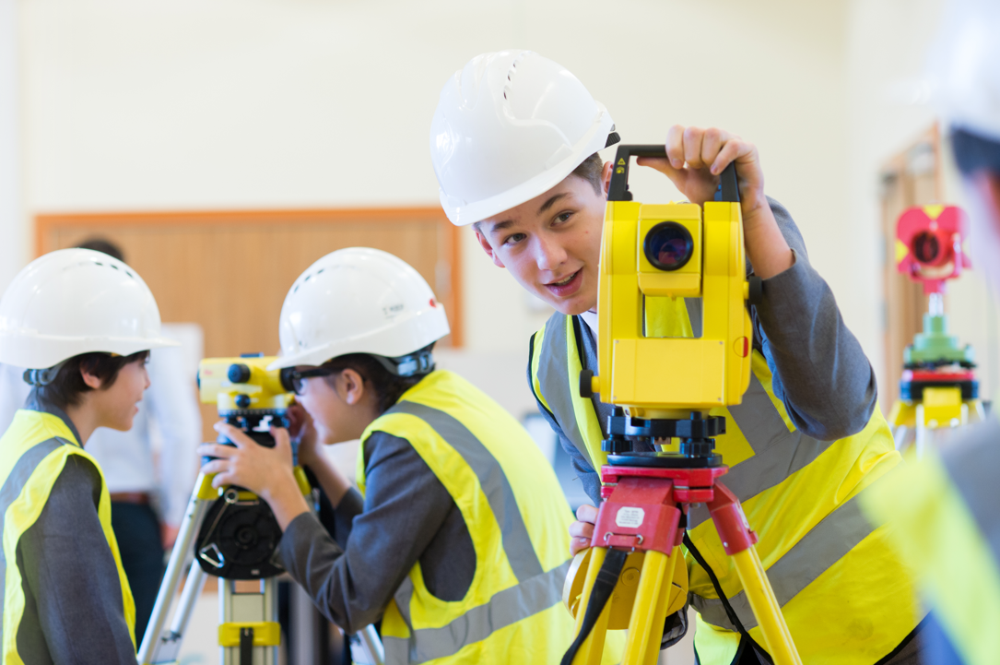 COWES ENTERPRISE COLLEGE AWARDED FOR COMMITMENT TO STUDENTS’ FUTURES