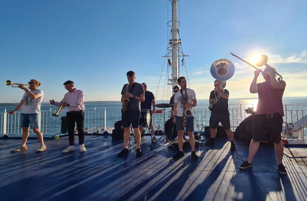 ALL HANDS ON DECK AS WIGHTLINK TRANSPORTS 14,000 REVELLERS TO AND FROM ISLE OF WIGHT FESTIVAL