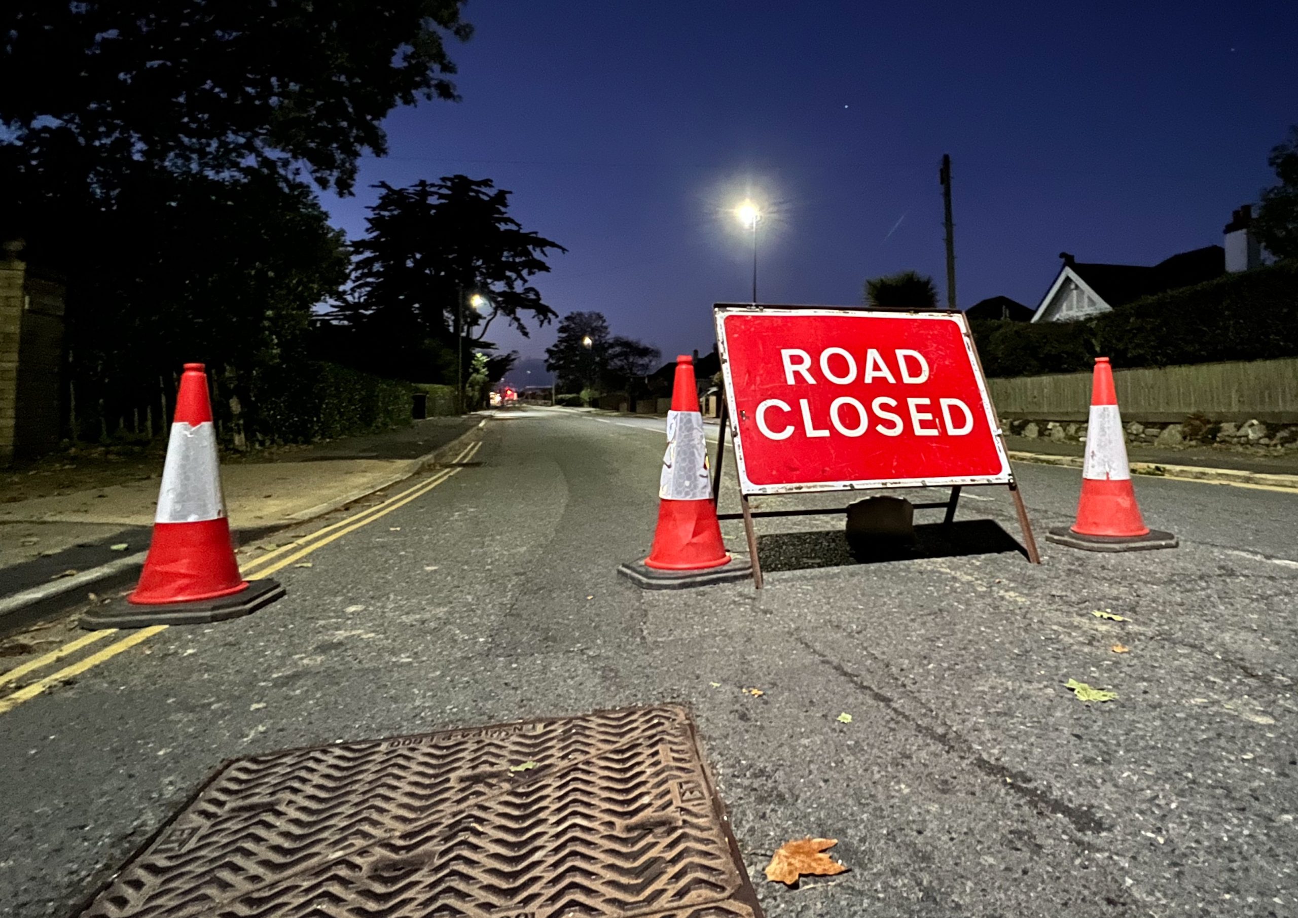 TRAFFIC MAYHEM AS ANOTHER MAJOR ROAD CLOSED IN RYDE