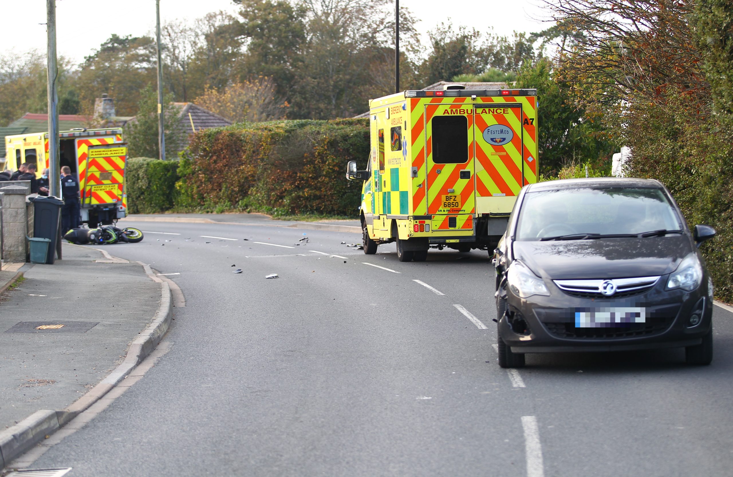 MOTORCYCLE CRASH CLOSES NEWPORT’S LONG LANE