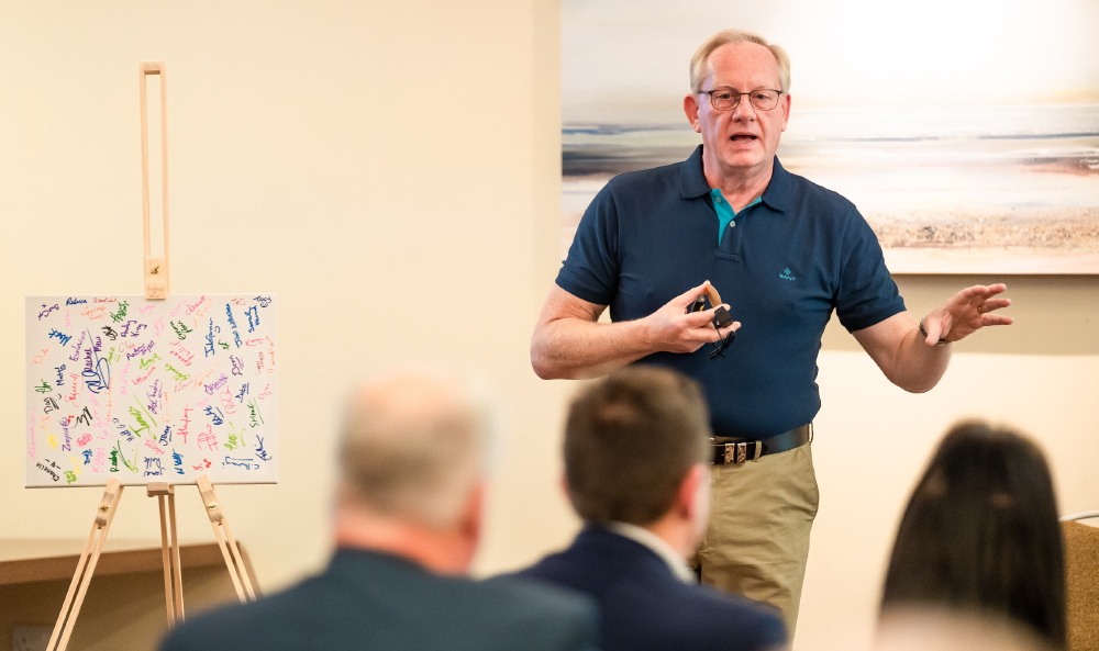 ACCLAIMED SPEAKER’S LATEST EVENT SEES ISLAND DELEGATES GETTING BACK TO BUSINESS