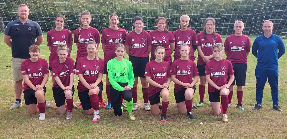 NEW KIT FOR COWES SPORTS LADIES THANKS TO PARTNERSHIP WITH UTILITA AND THE DAILY MIRROR