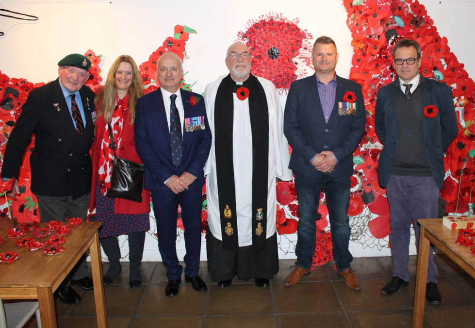 STUNNING REMEMBRANCE POPPY DISPLAY GOES ON SHOW AT QUAY ARTS
