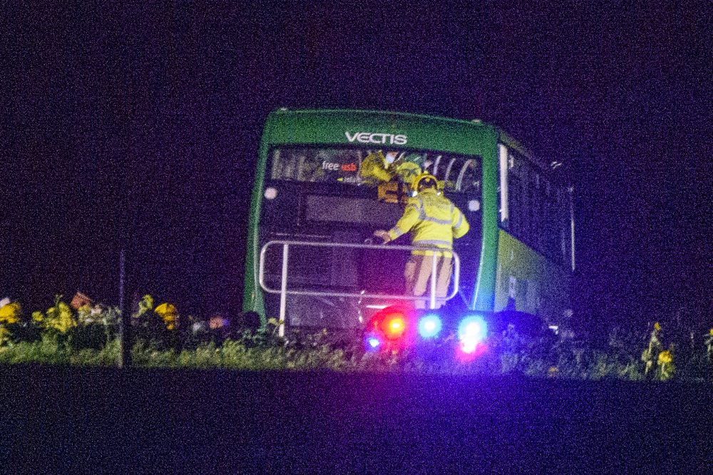 20211201 Merstone Bus Crash 07