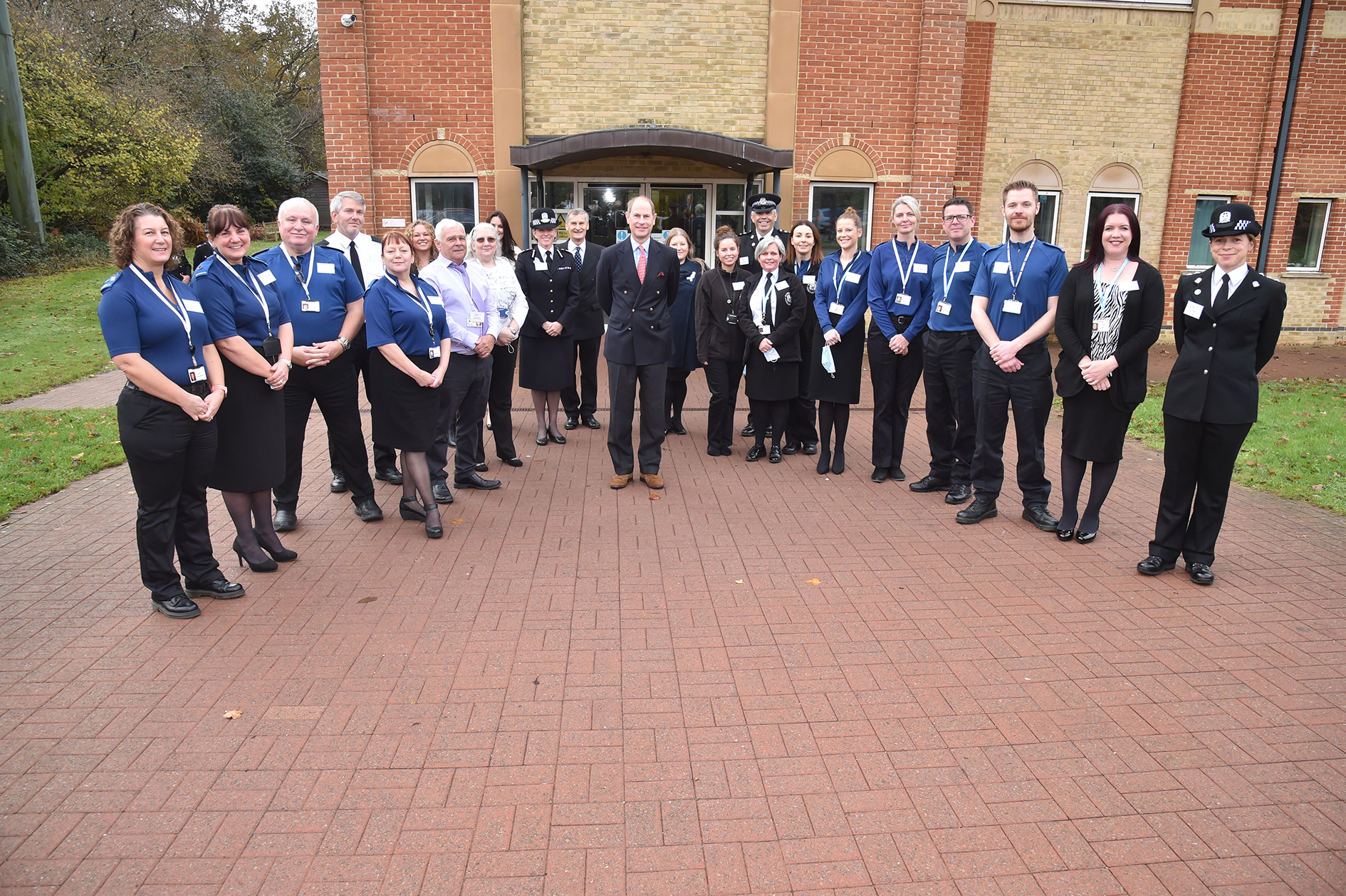 Hrh The Earl Of Wessex With Dignitaries And Force Control Room Staff Outside The Vickery Building
