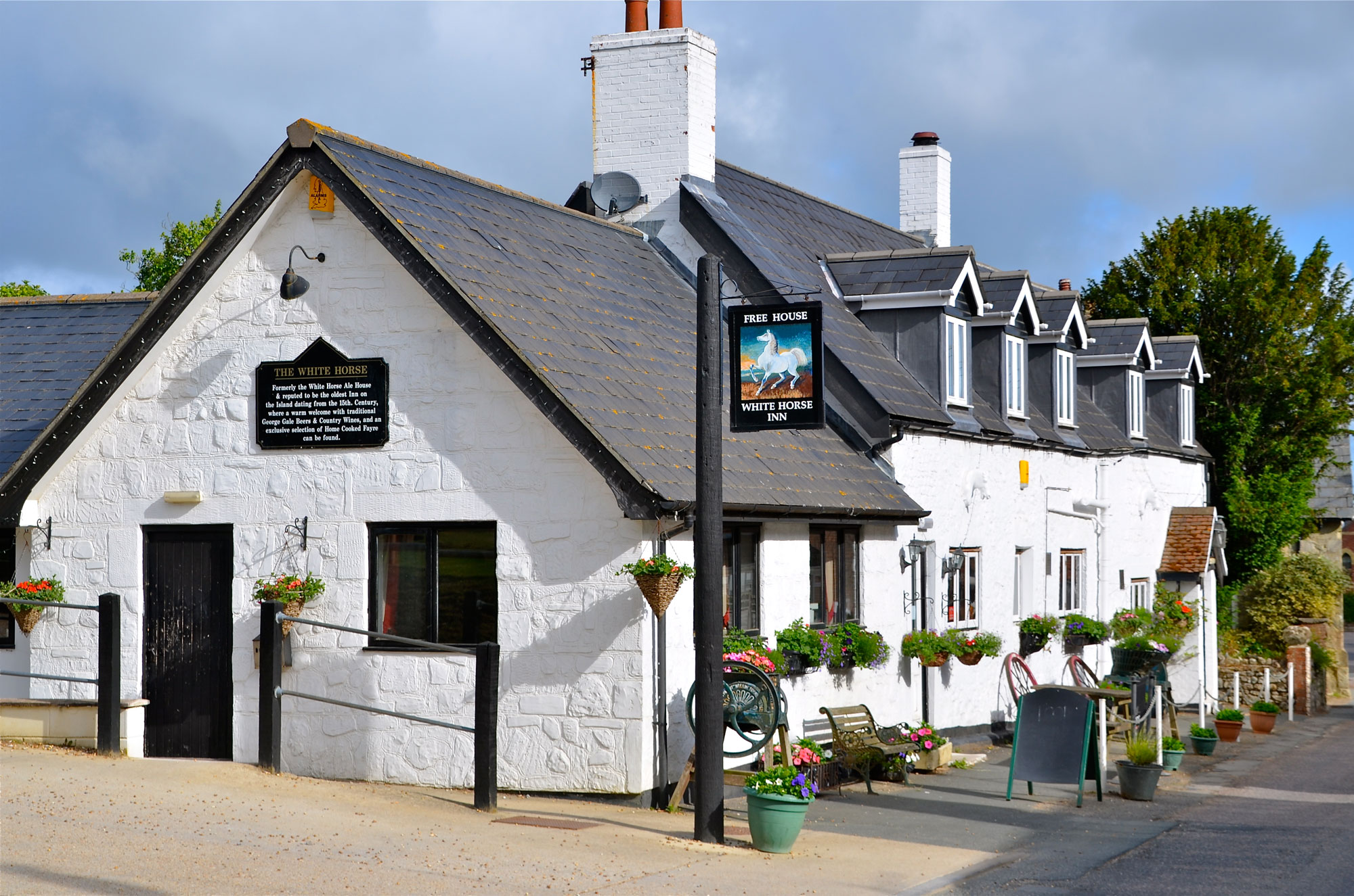 The-white-horse-inn