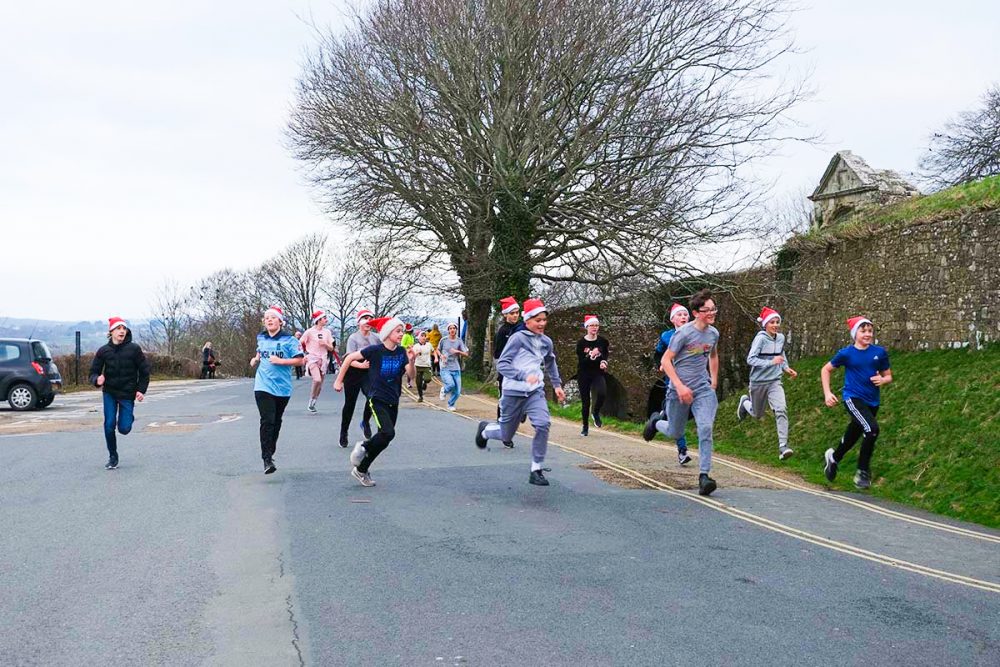 Santa-dash-2-carisbrooke-college
