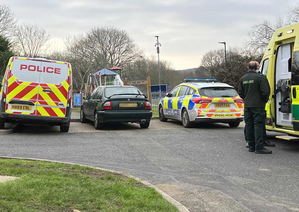Policeambulancebrookclose