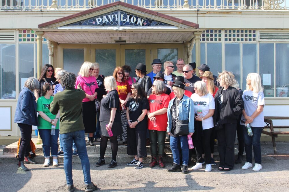 Tonic Ska Choir - March Of The Mods - Isle Of Wight