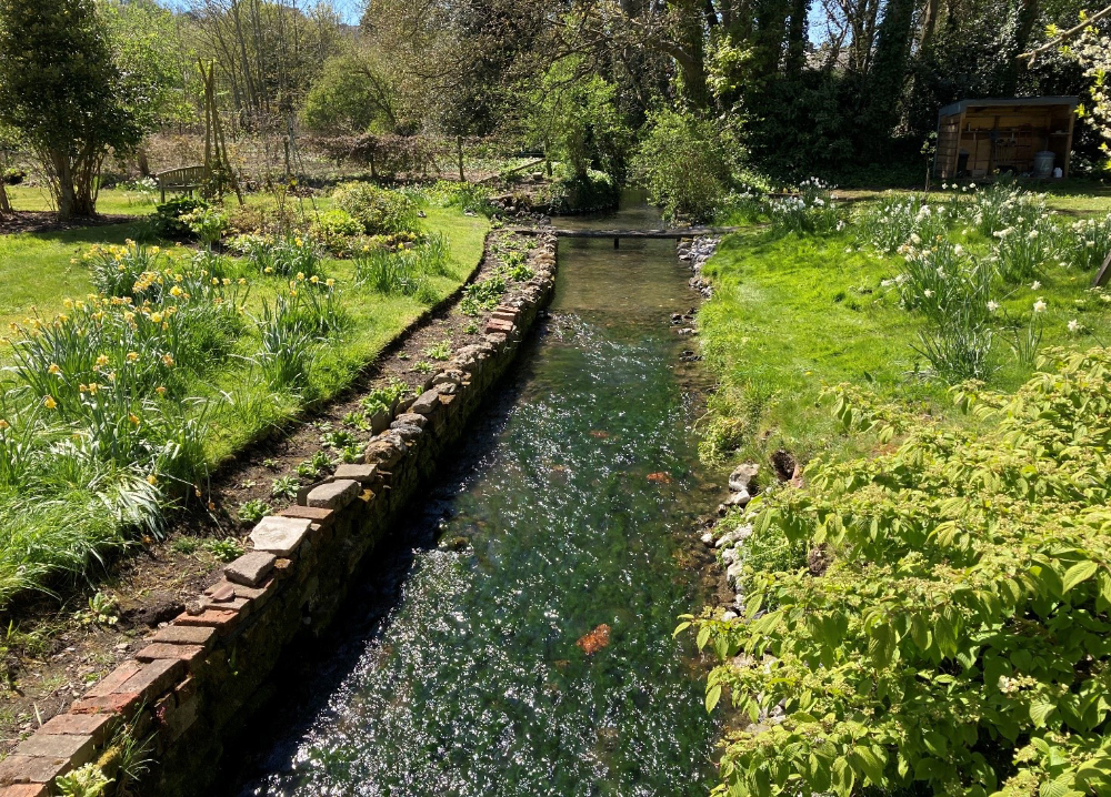 Lukelybrookrockweir