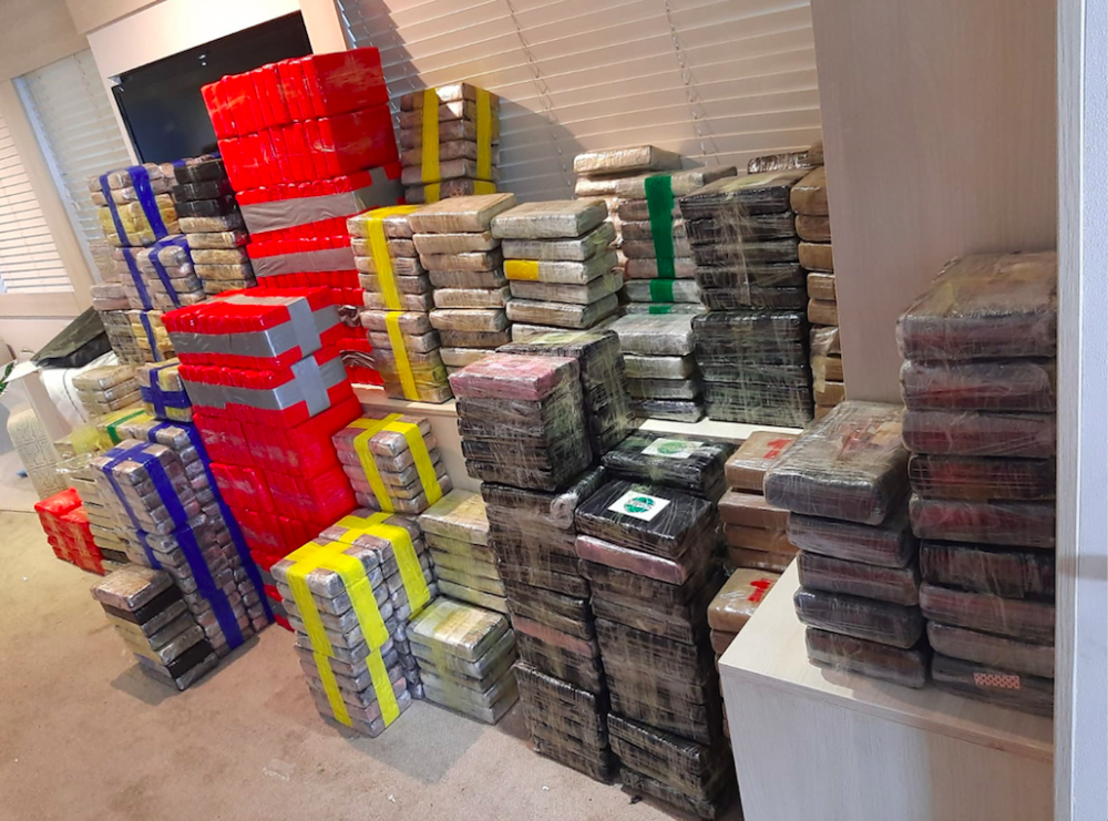 Kahu Drugs Stacked 2
