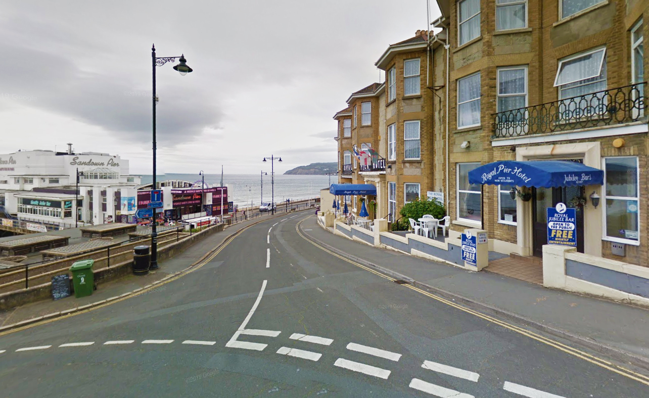 Pierstreetsandown