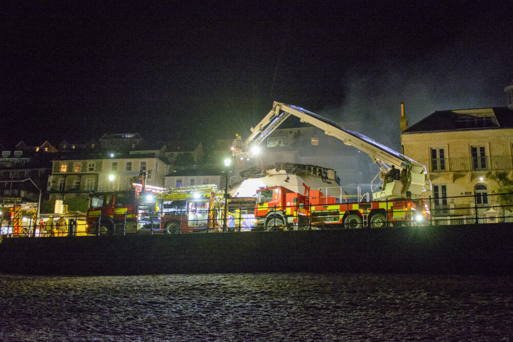20220607 Ventnor Amusements Fire 07