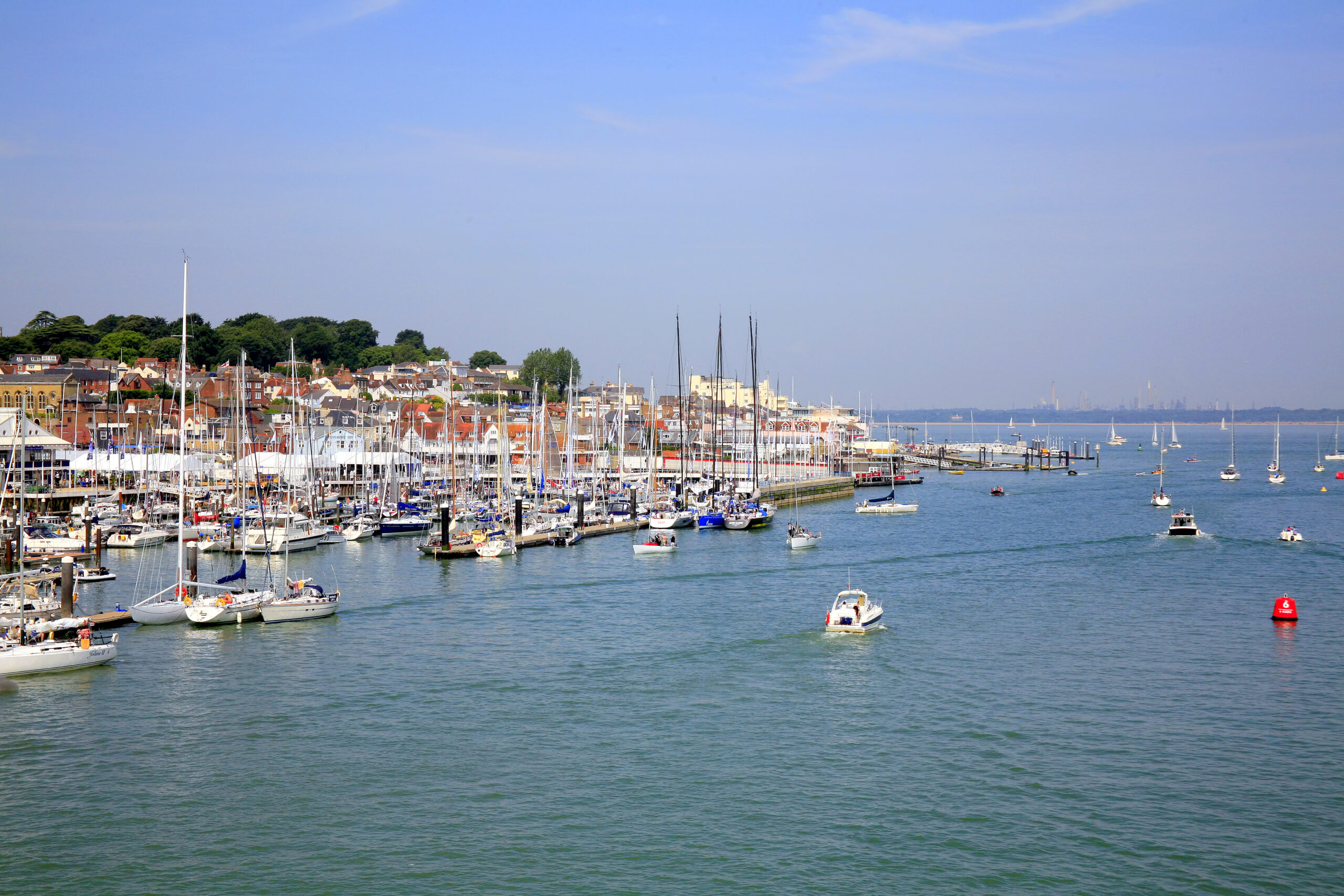 Cowes,,isle,of,wight,,uk.,july,14,,2013.,the,headquarters