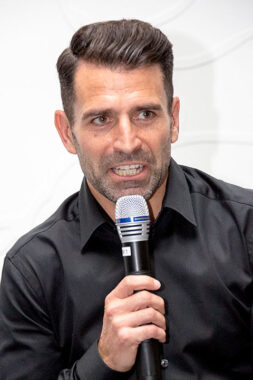 Francis Benali Speaking At Bathroom Manufacturers Association