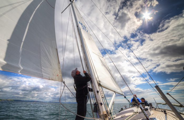 Sailing-4177-700x455