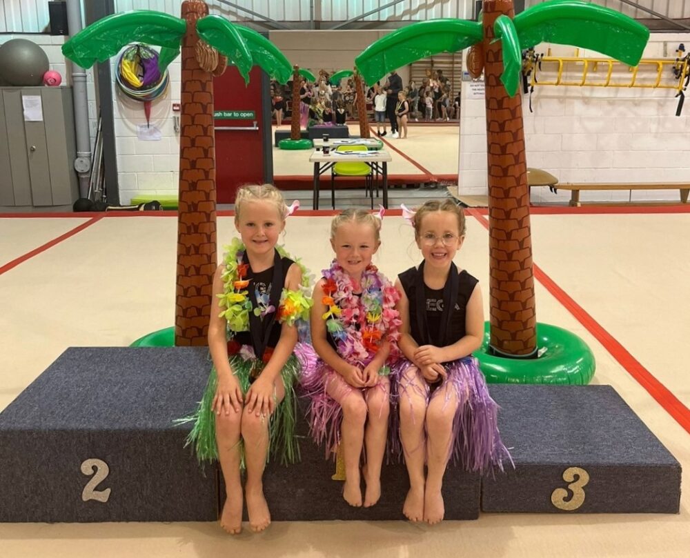 Gymnasts (3)