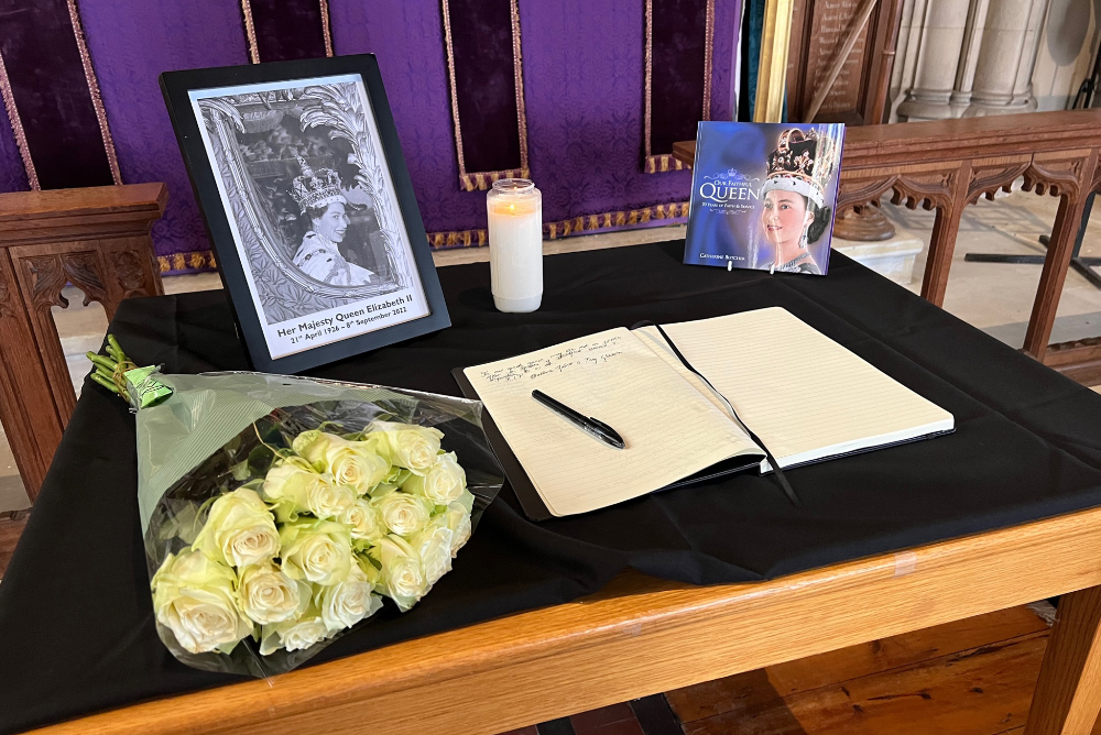 Queenelizabethbookofcondolance