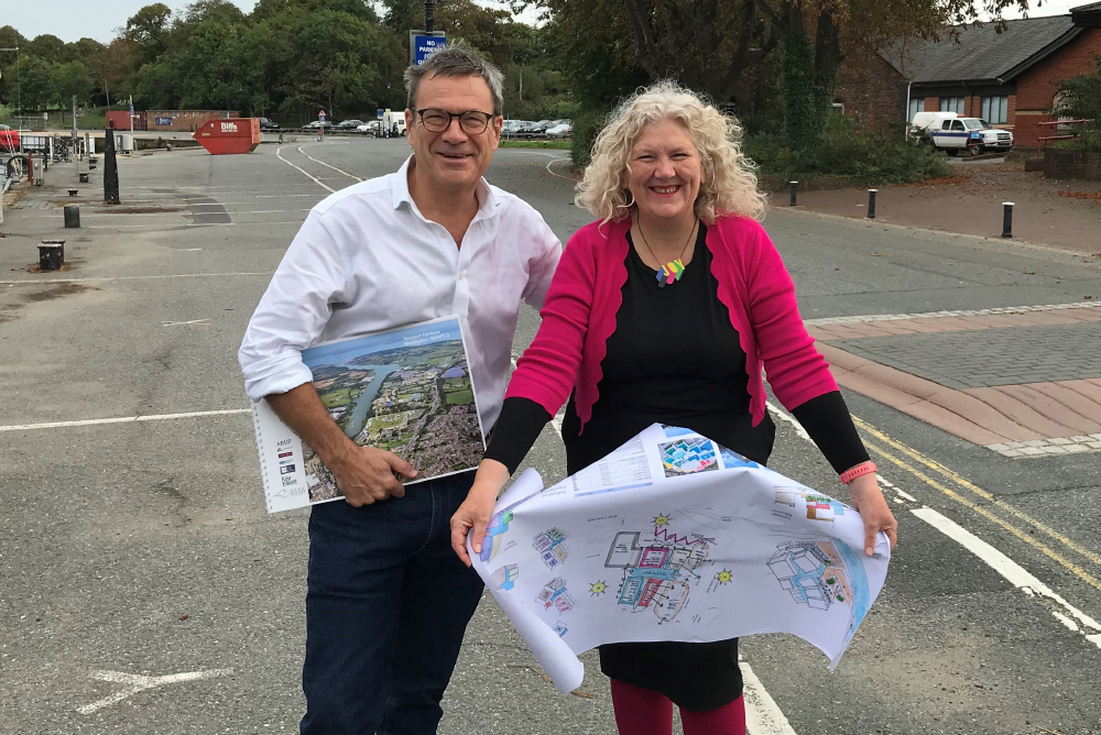 Bob Seely Mp With Cllr Julie Jones-evans At Site
