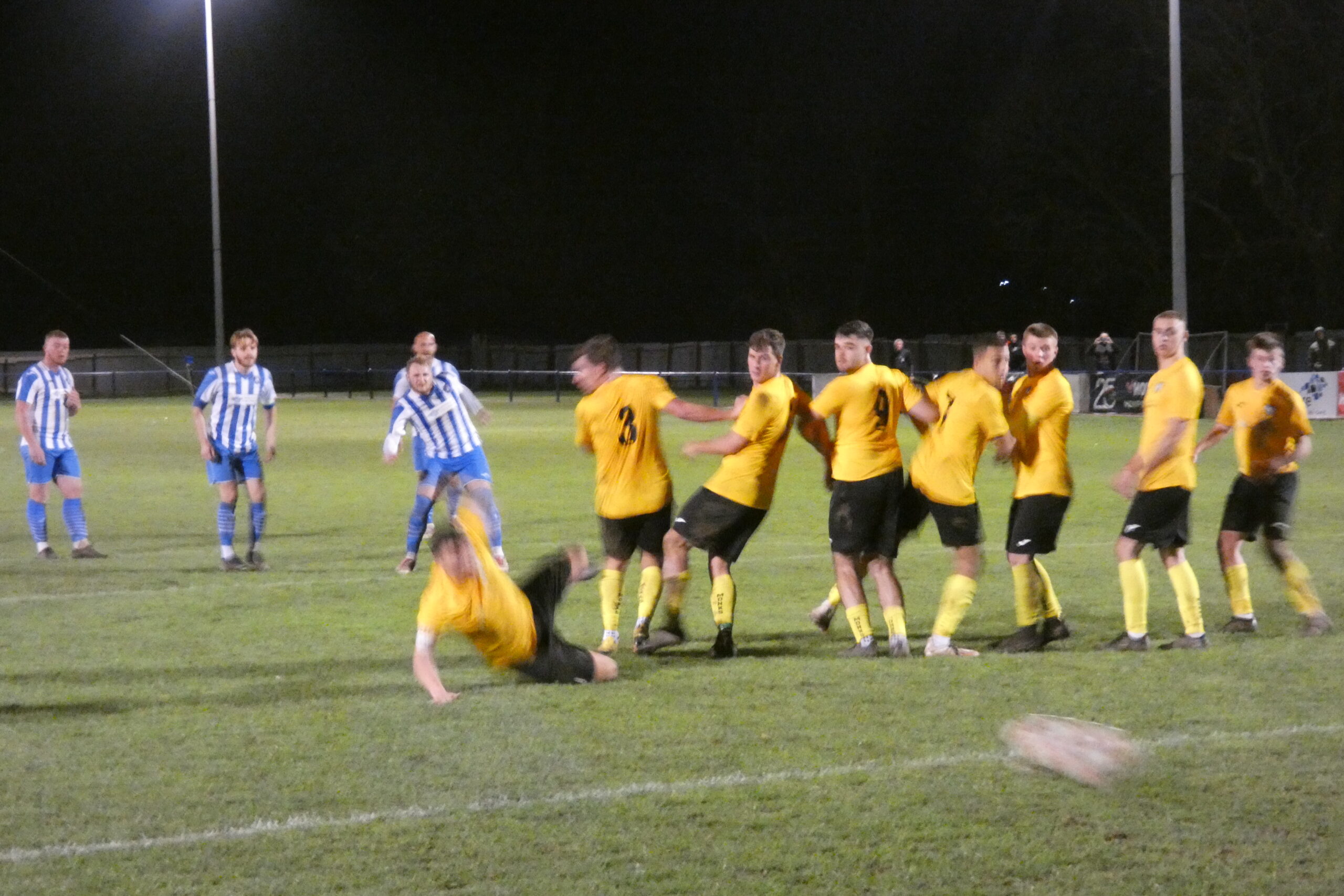 Cowes V Hamble (2)