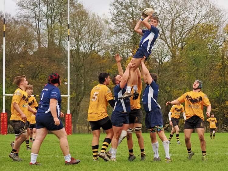 Jo Coghlan Lifted By Ben Savill And Andy Teague. Tristan Price In Scrumcap. Ventnor V Winchester 251125. Gary Marsh Photo