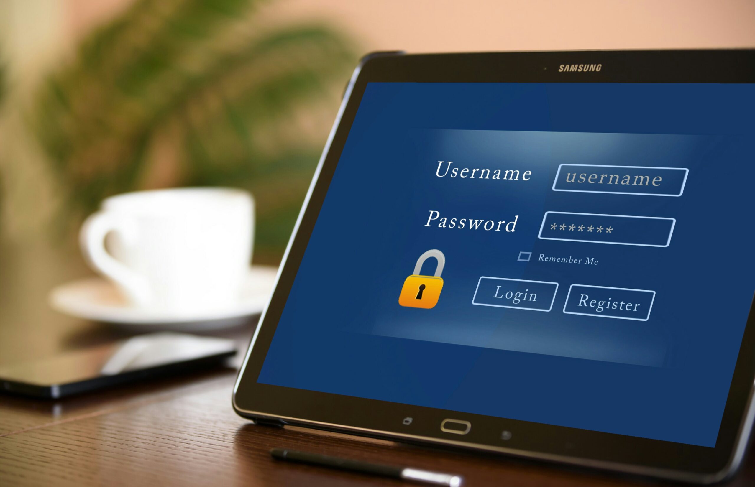 Subscribe-registration-signup-software-applications-tablet-1440395-pxhere.com