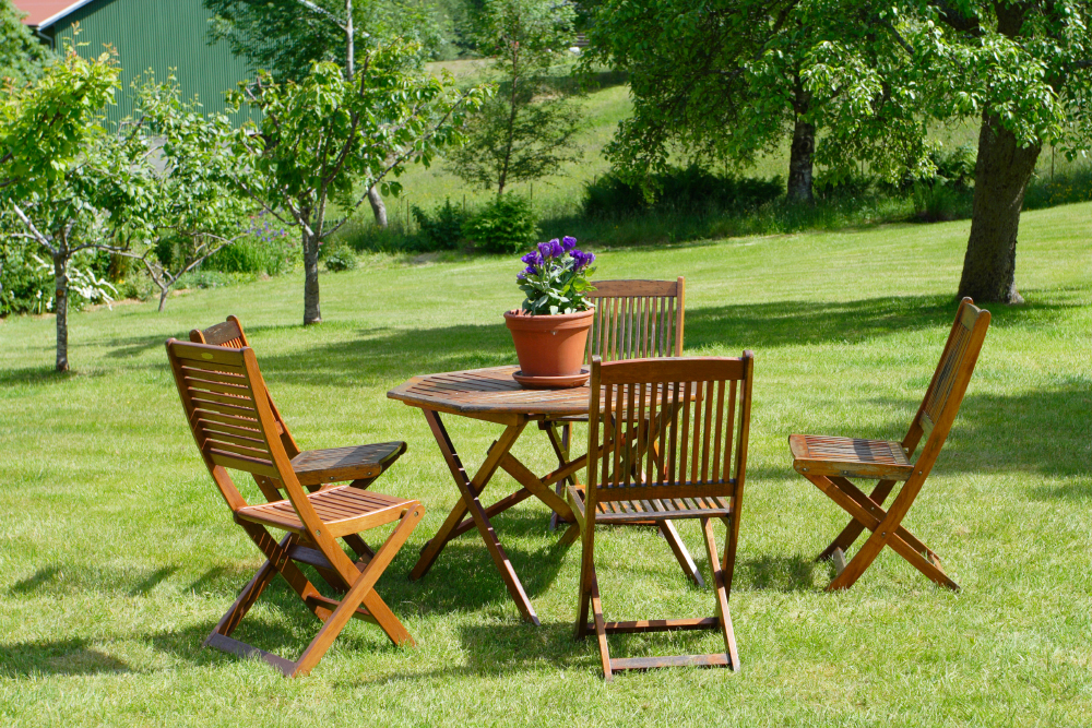 Table And Chairs