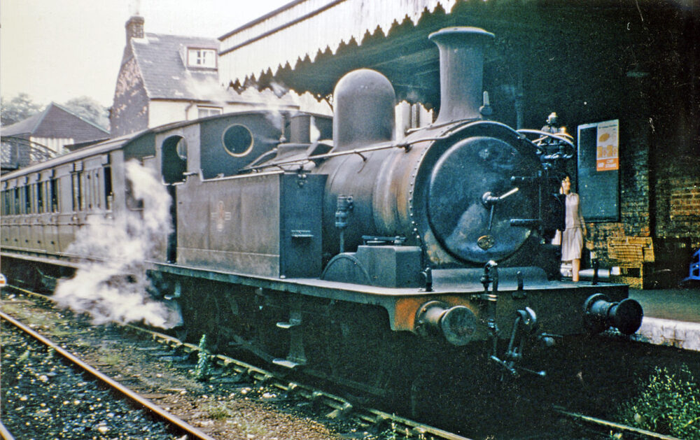 COWES – FROM WHERE TRAIN SERVICES FIRST BEGAN IN 1862 - Island Echo ...