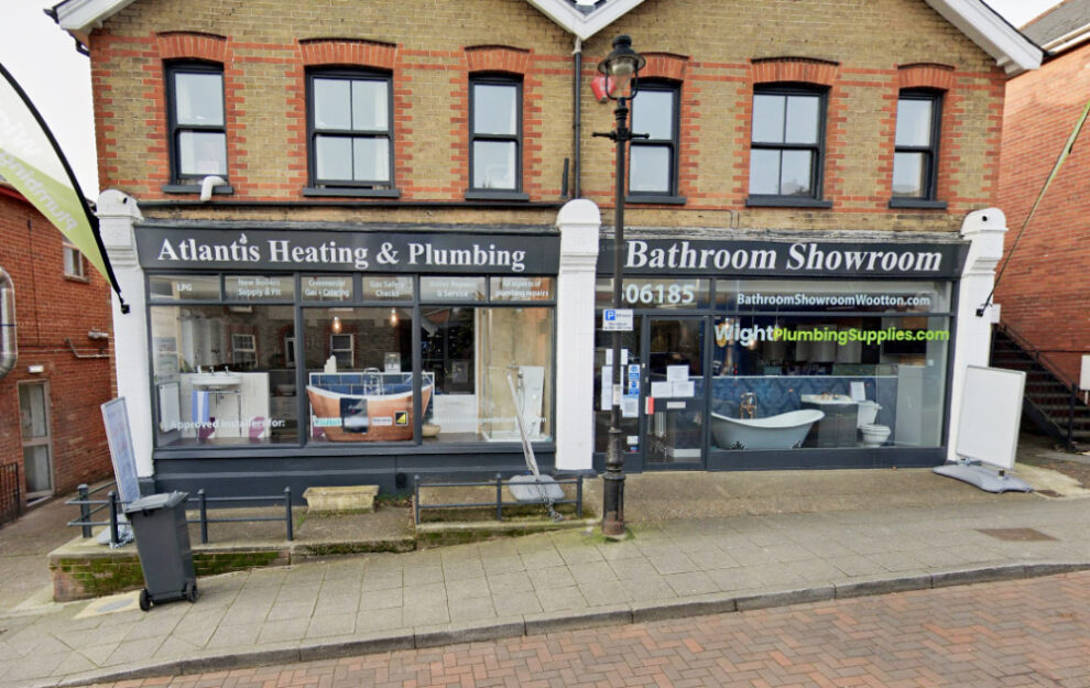 FORMER WOOTTON BATHROOM SHOWROOM COULD BE TRANSFORMED INTO FLATS - Island  Echo - 24hr news, 7 days a week across the Isle of Wight
