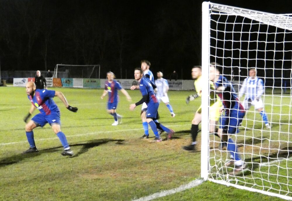 Cowes V Usp (1)