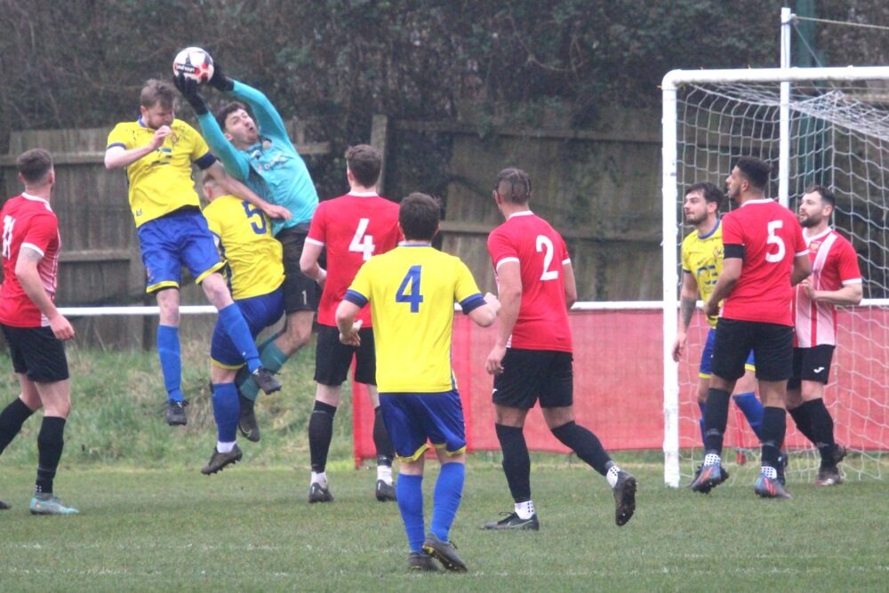 East Cowes Vics (2)
