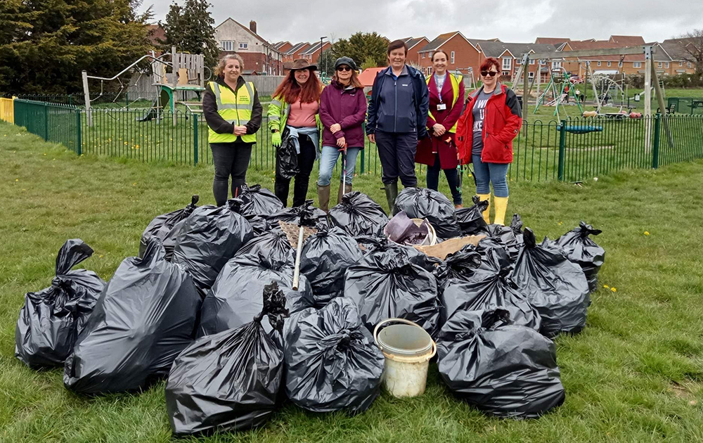 Downside Litter Pick