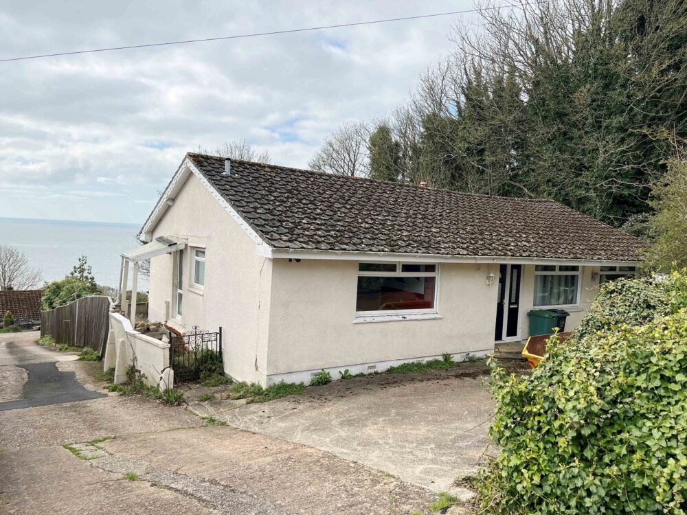 Lot 99 - 13 Gills Cliff Road, Ventnor, Isle Of Wight, Po38 1lh - Clive Emson Auction May 4th 2023