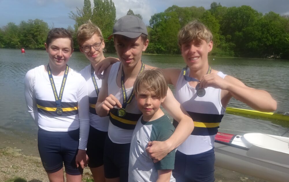 Rydes Winning J16 Quad. Joe Bird. Lars Groothius. Isaac Gibson. Harry Watts. Cox. Charlie Watts.