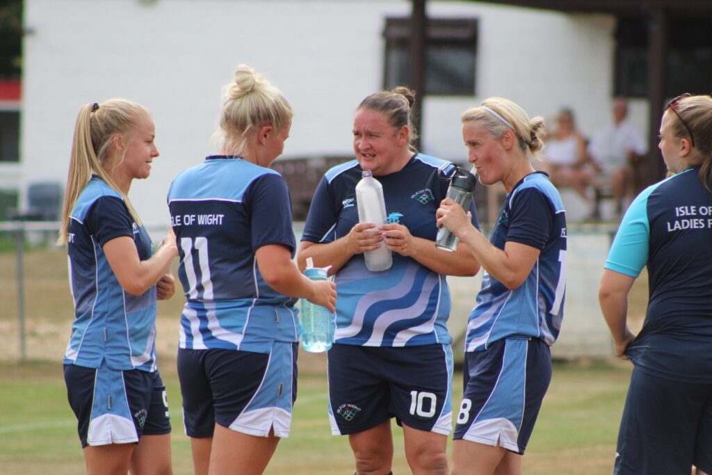 Isle Of Wight Ladies Football (1)