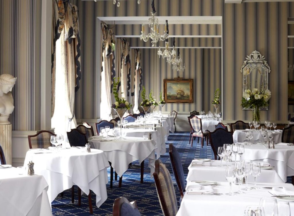 Royal Hotel 4