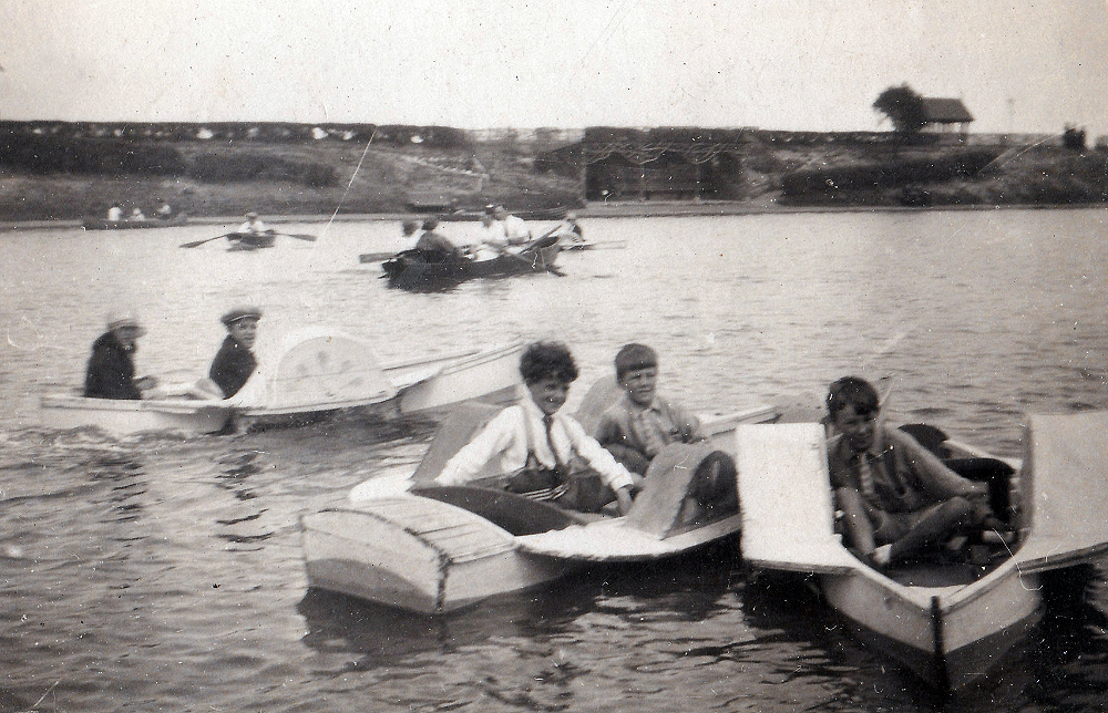 Rydecanoelake1920s