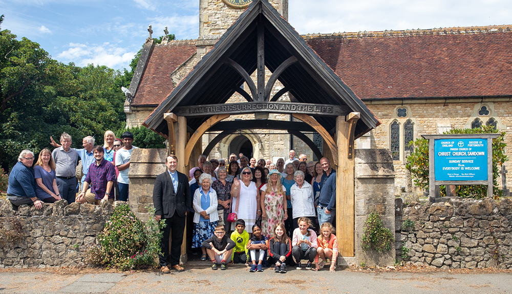 9.7.2023 Christ Church Lych Gate Rev Williams Congregation (003)