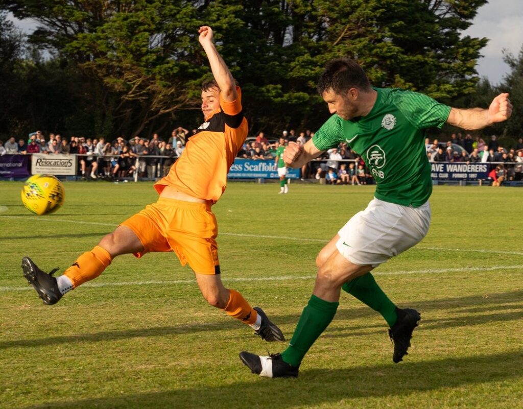 Guernsey V Iow (football) (2)