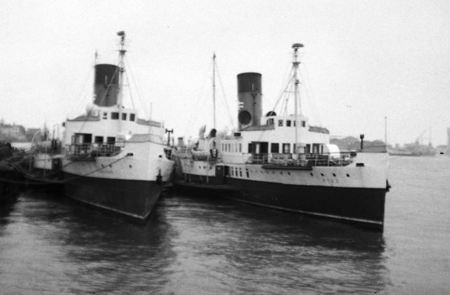 Isle Of Wight Ferries At Portsmouth Harbour - Geograph.org.uk - 1340486