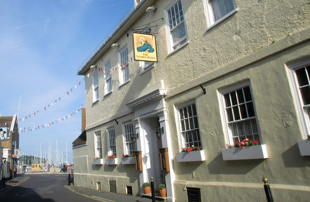 The George Hotel, Yarmouth, Isle Of Wight - Geograph.org.uk - 2025542