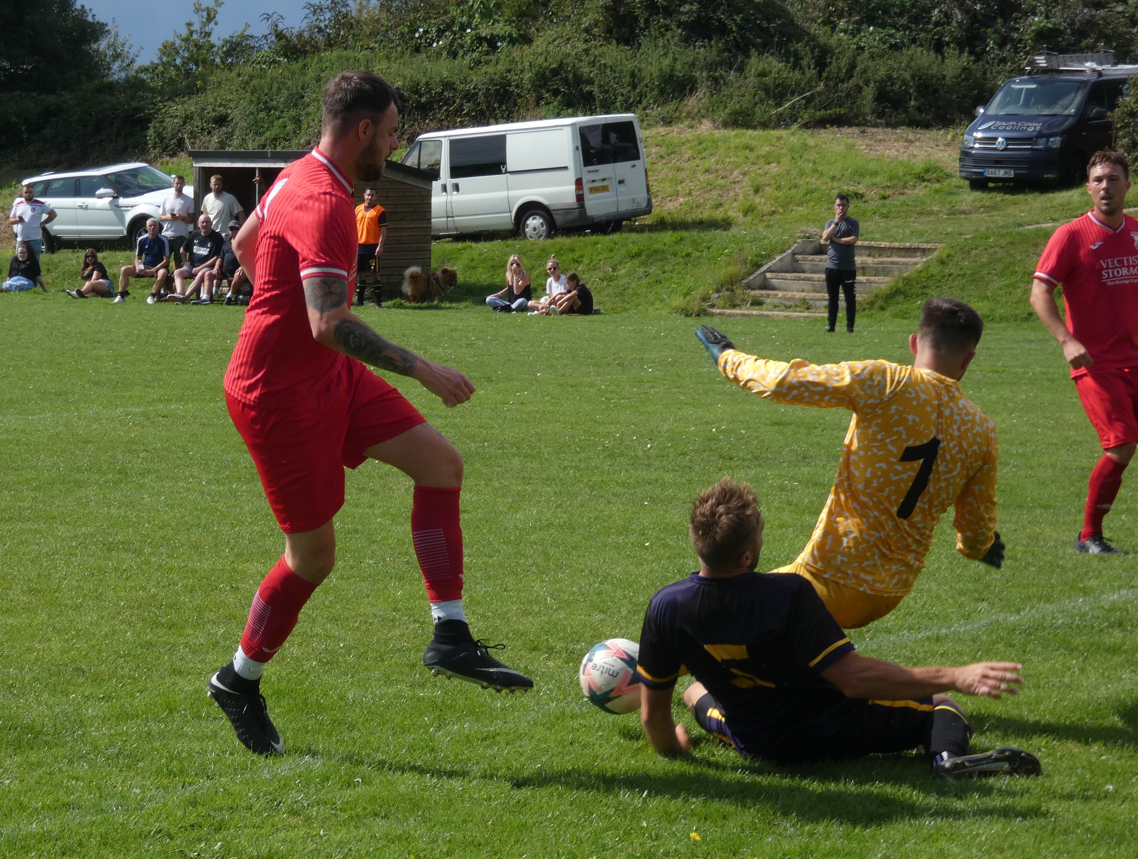 Ecs V W&b (2)