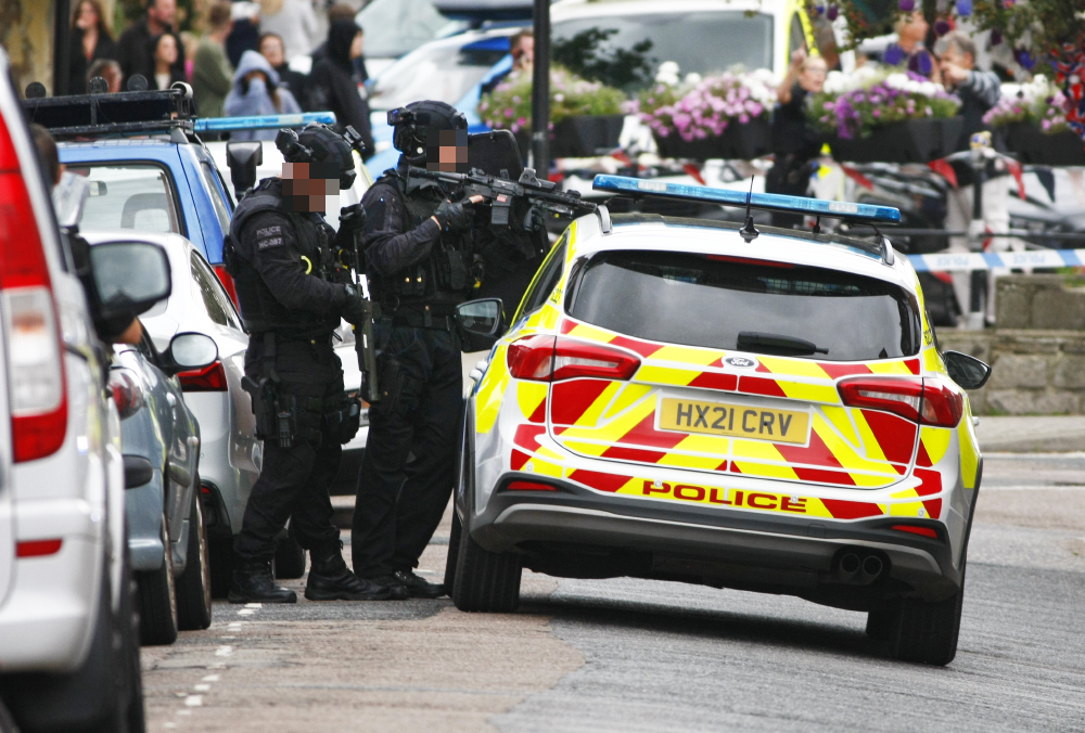 Armedsiegeeastcowes15