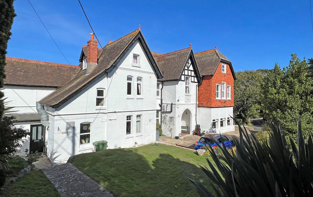 34019-seven Gables