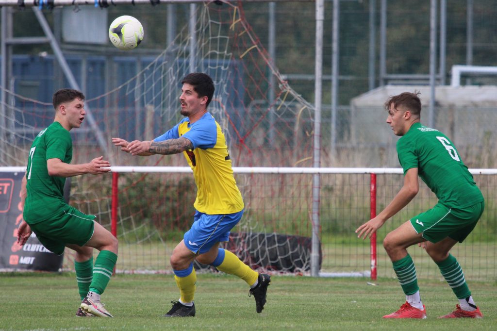Newport V Hamworthy Rec (3)