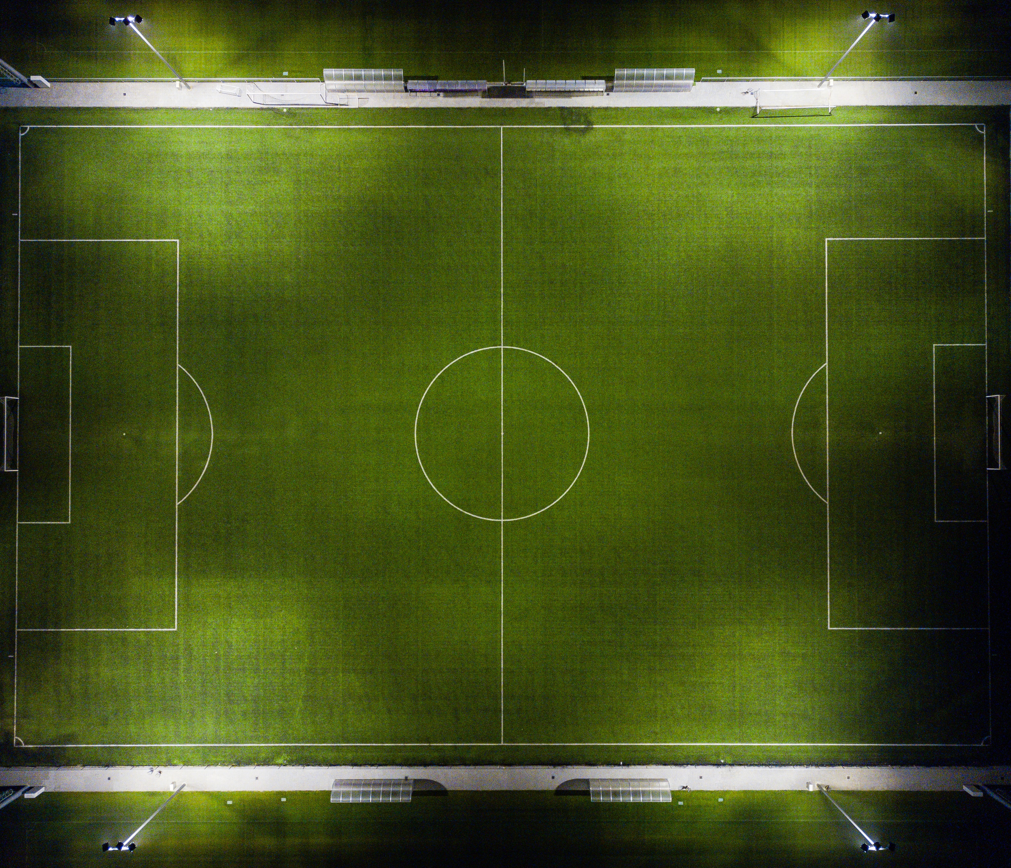 Bence-balla-schottner-degn9vswxim-unsplash