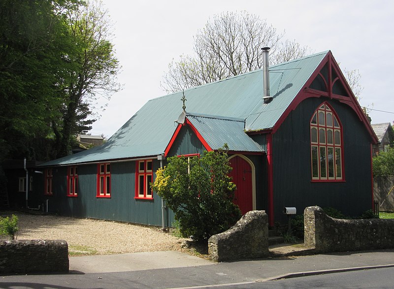 Former Christ Church (blackgang Mission Church), Blythe Shute, Chale (may 2016) (7)