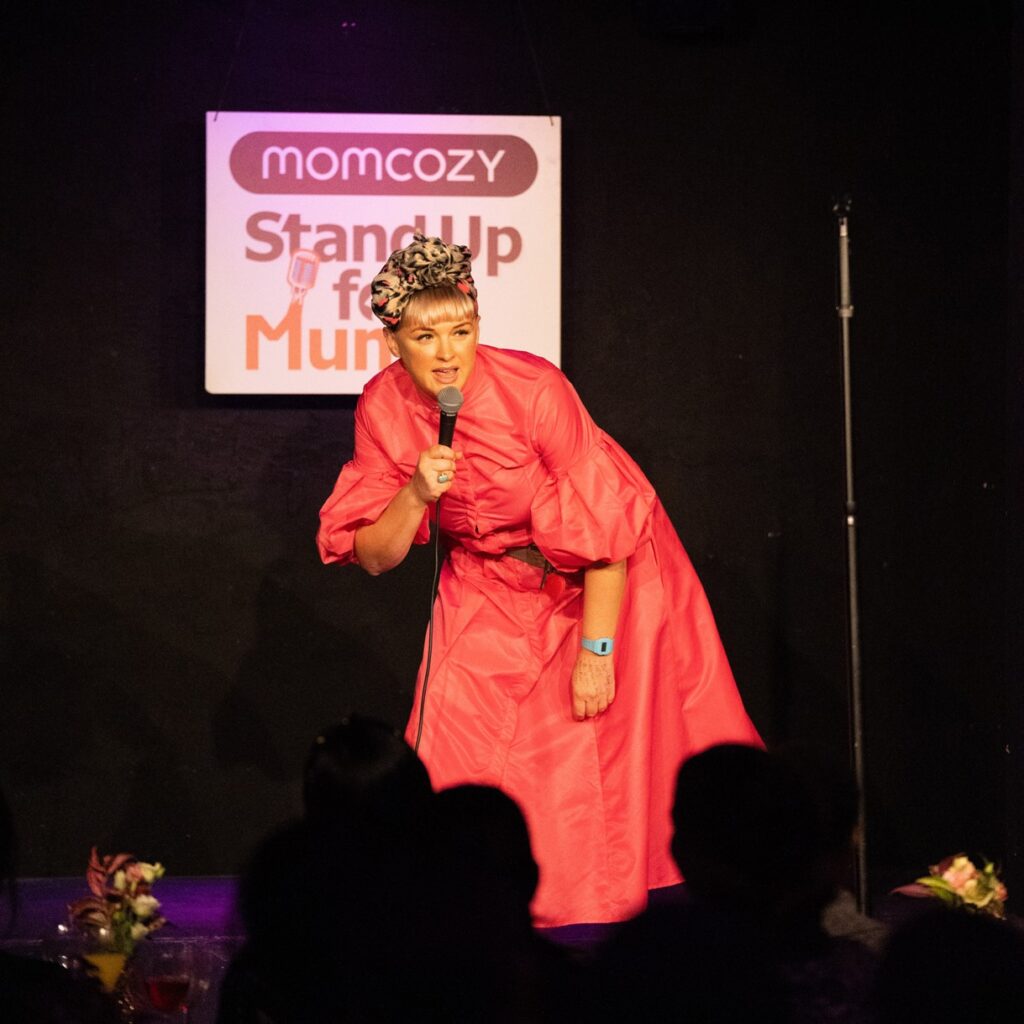 Momcozystandup