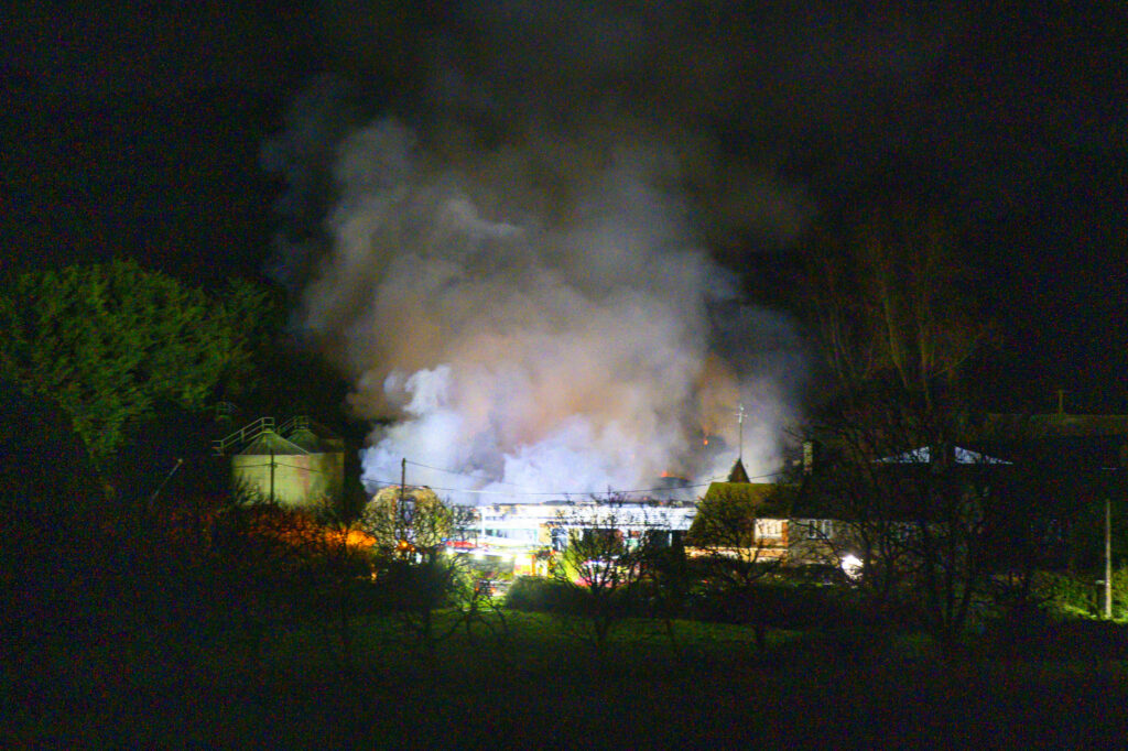 20231201 Bowcombe Barn Fire 011